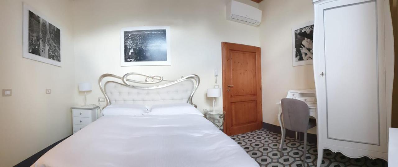 Villa Bruna Поджібонсі Екстер'єр фото